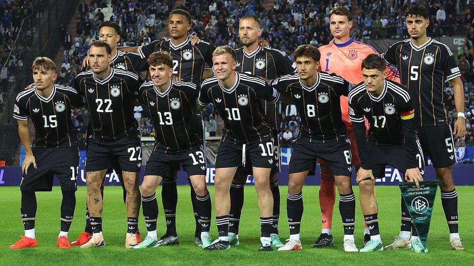 Für die Nationalmannschaft stand innerhalb einer Woche das zweite Spiel gegen Griechenland an. Für die Nationalmannschaft stand innerhalb einer Woche das zweite Spiel gegen Griechenland an.