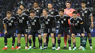F&uuml;r die Nationalmannschaft stand innerhalb einer Woche das zweite Spiel gegen Griechenland an.