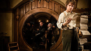 Kleiner Held ganz gro&szlig;: Martin Freeman spielt Bilbo Beutlin in 'Der Hobbit'. (Bild: Warner Bros.)