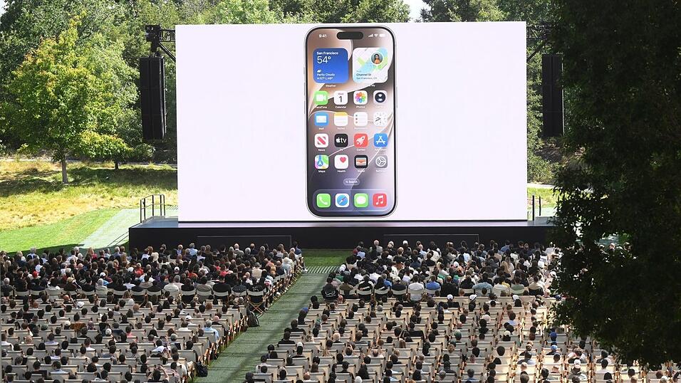 Bei der WWDC gibt Apple traditionell einen Ausblick auf kommende Software und Dienste. Bei der WWDC gibt Apple traditionell einen Ausblick auf kommende Software und Dienste.