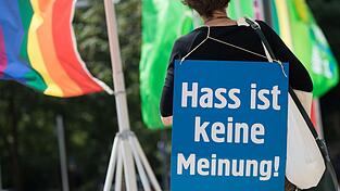 «Es findet hier in Deutschland keine Zensur statt», betonte der stellvertretende Regierungssprecher Steffen Meyer in Berlin. (Symbolbild)