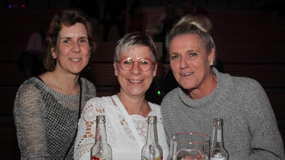 Auf der Eskara &Uuml;30-Party in Essenbach war wieder viel los.