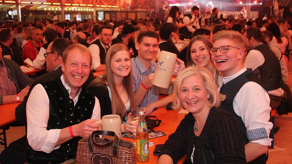 Die sch&ouml;nsten Bilder vom 21. Starkbierfest in Landshut.