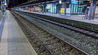 Auf zwei Strecken in Bayern kommt es aktuell zu Verz&ouml;gerungen und Ausf&auml;llen.