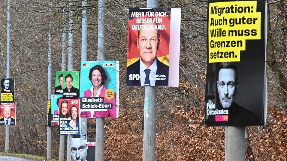 Das Thema Migration spielt teilweise auch in den Wahlkampagnen eine Rolle.