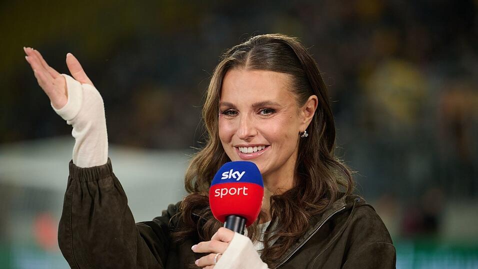 Die Sportmoderatorin Laura Wontorra hat ihre Babyvorfreude mit ihren Followern geteilt. (Archivbild) Die Sportmoderatorin Laura Wontorra hat ihre Babyvorfreude mit ihren Followern geteilt. (Archivbild)
