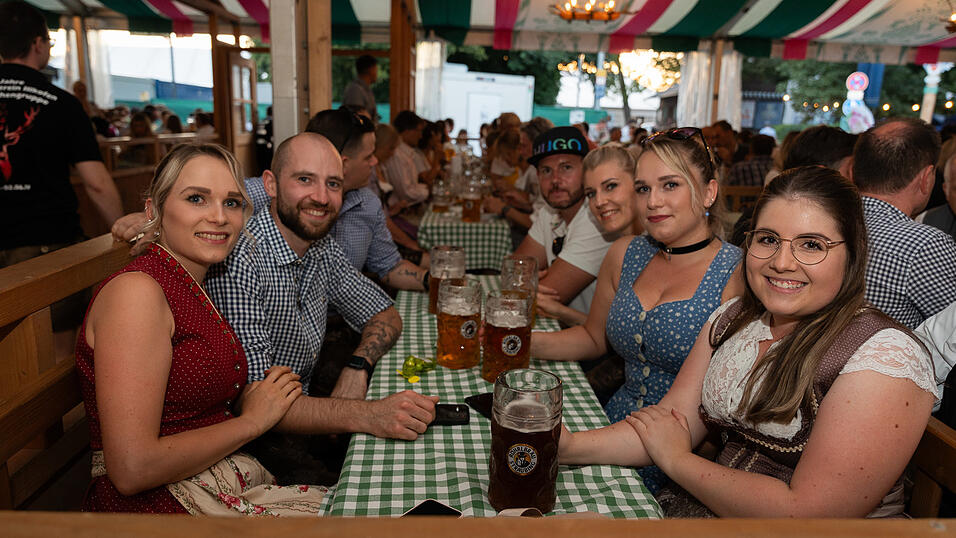 Die Partybilder vom Freitag, 18. August 2023, aus dem Festzelt Weckmann.