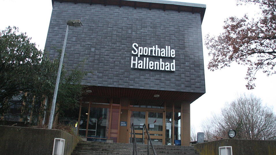 Am Montag wird anhand des Gutachtens nach einer Lösung gesucht. - Foto: Bäumel Am Montag wird anhand des Gutachtens nach einer Lösung gesucht. - Foto: Bäumel