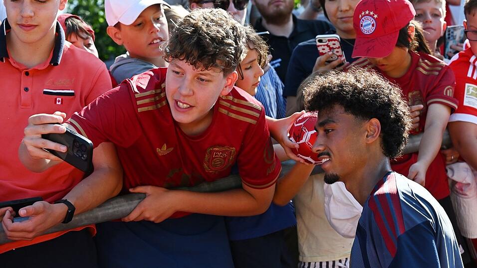 Neuzugang Nathaniel Brown ist bei den Fans gefragt.