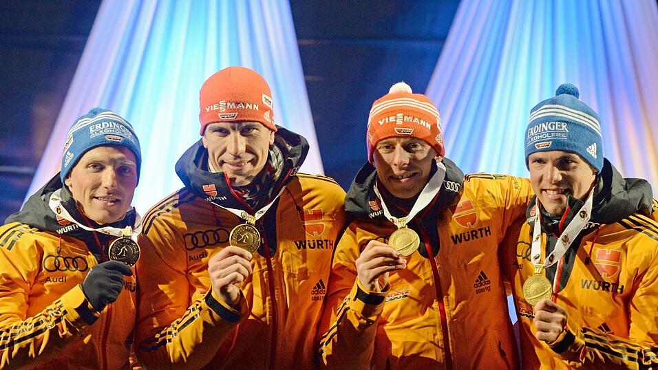 2015 holten Erik Lesser (links) mit Arnd Peiffer, Daniel Böhm und Simon Schempp das bislang letzte WM-Gold für die deutsche Männer-Staffel.