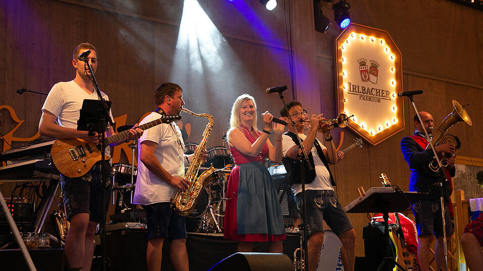 Die Partybilder vom Freitag, 12. August 2022, aus dem Festzelt Krönner.