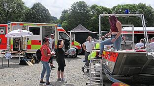 Man durfte nicht nur schauen, sondern auch alles betreten und bekam gut Antworten auf alle Fragen. Man durfte nicht nur schauen, sondern auch alles betreten und bekam gut Antworten auf alle Fragen.