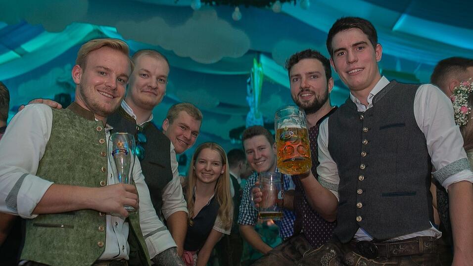 Die Partybilder von Dienstag, 16. August 2022, aus dem Festzelt Reisinger.