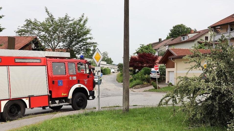 In einer Kurve hatte die Fahrerin versehentlich Vollgas gegeben. In einer Kurve hatte die Fahrerin versehentlich Vollgas gegeben.
