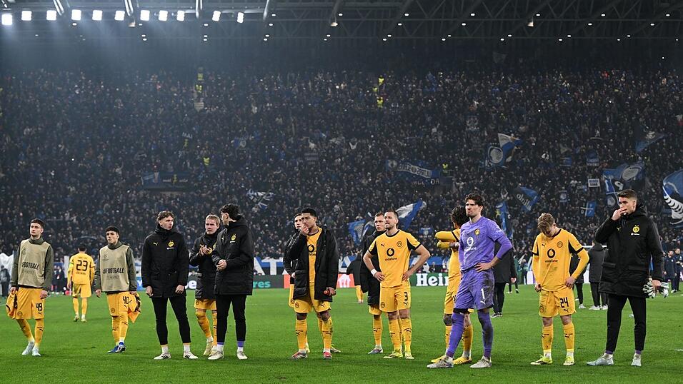 Die Profis von Borussia Dortmund m&uuml;ssen das Aus in der Champions League schnell abhaken.