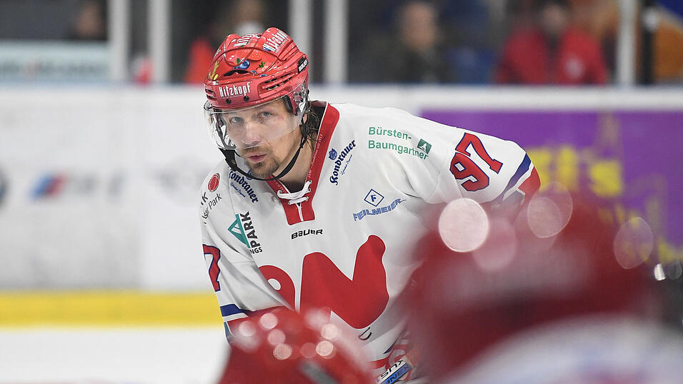 Der Deggendorfer SC hat das ostbayerische Derby bei den Eisbären Regensburg gewonnen. Der Deggendorfer SC hat das ostbayerische Derby bei den Eisbären Regensburg gewonnen.