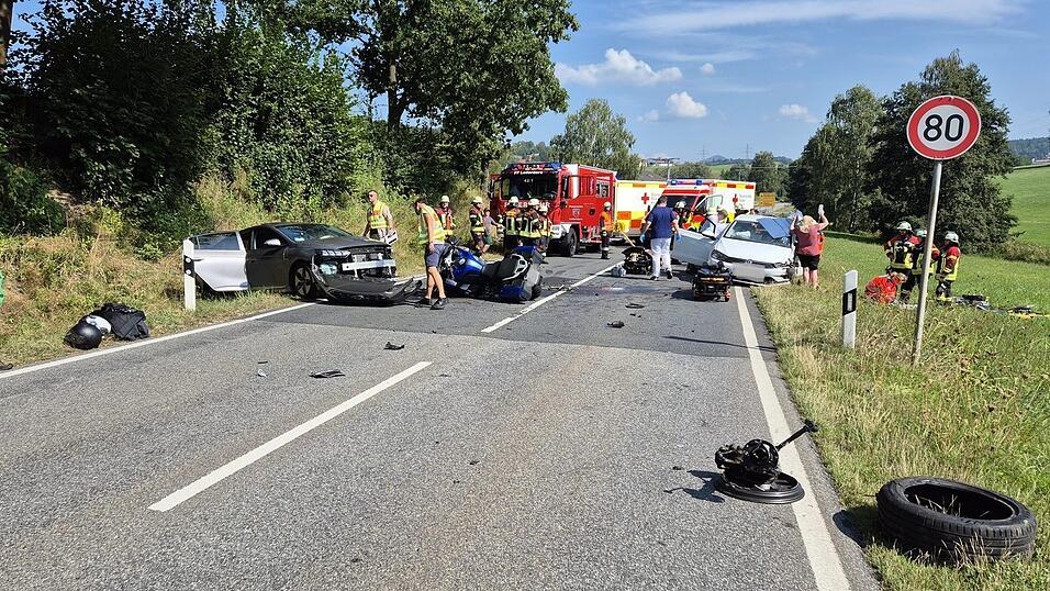 Sieben Verletzte sind die Bilanz eines Verkehrsunfalls im Gemeindebereich Runding.