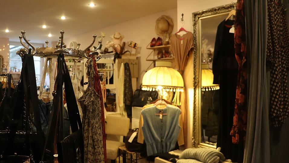 Kuschelig geht's zu in Helga Klimeks Boutique in der Kirchgasse.