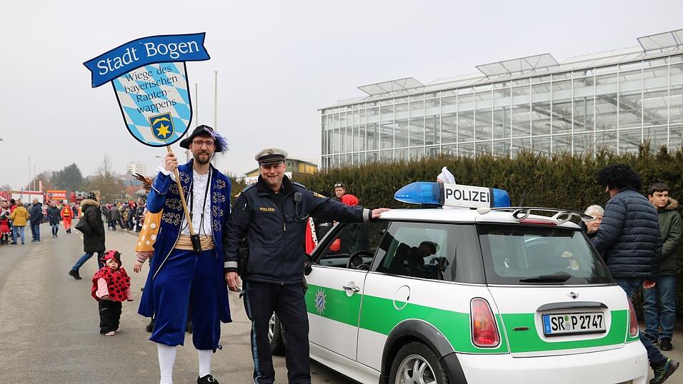 Beim Bogener Faschingsumzug war einiges geboten.