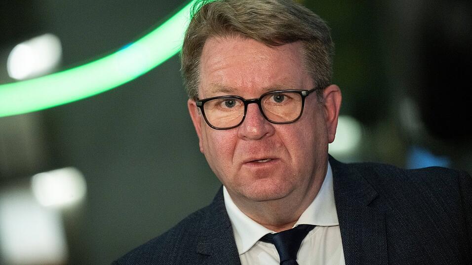 Der CDU-Abgeordnete M&uuml;ller zeigt sich &uuml;berrascht, welche Wellen sein Beitrag schl&auml;gt. (Archivbild)