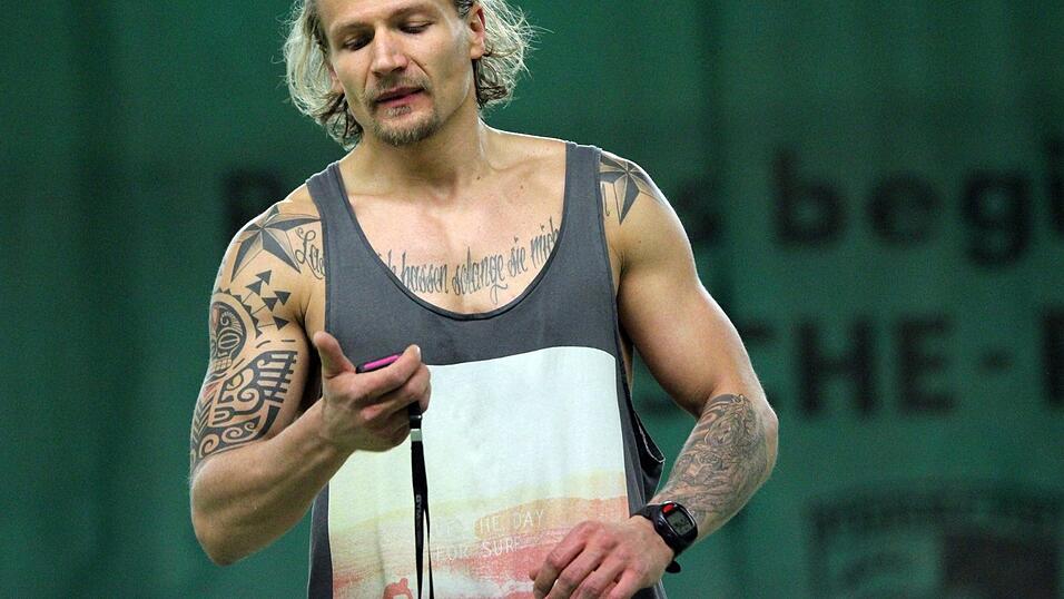 Wir haben Tigers-St&uuml;rmer Ren&eacute; R&ouml;thke beim 'Rock Your Body'-Bootcamp besucht. (Foto: Fabian Ro&szlig;mann)