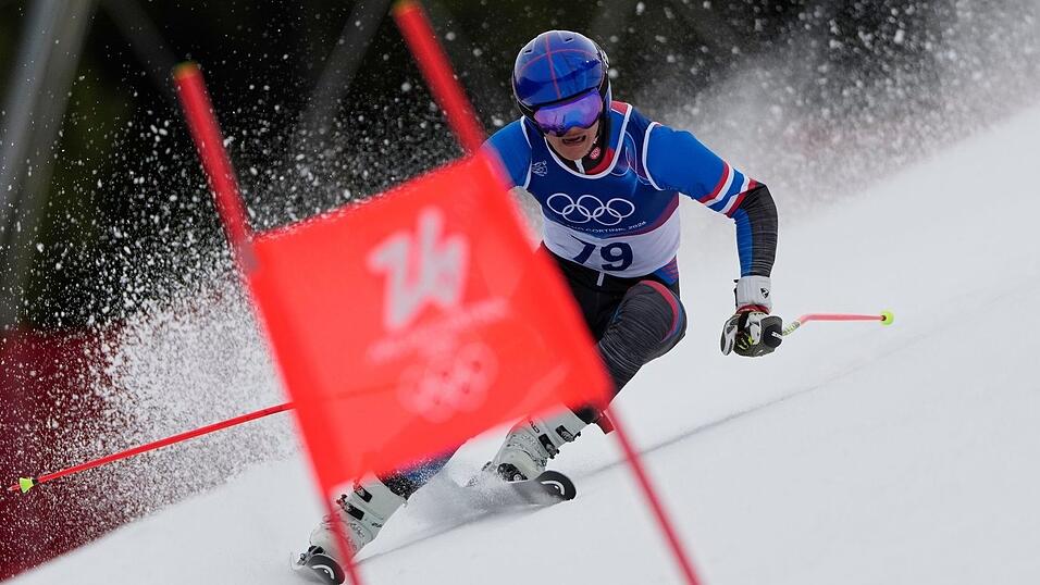 In Konstanz auf der Schule, f&uuml;r Thailand im olympischen Riesenslalom: Fabian Wiest.