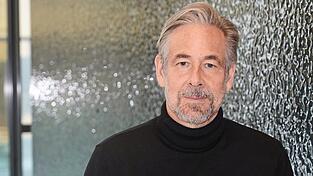 Der M&uuml;nchner Architekt Daniel Hock baut B&uuml;ros in Wohnungen um.