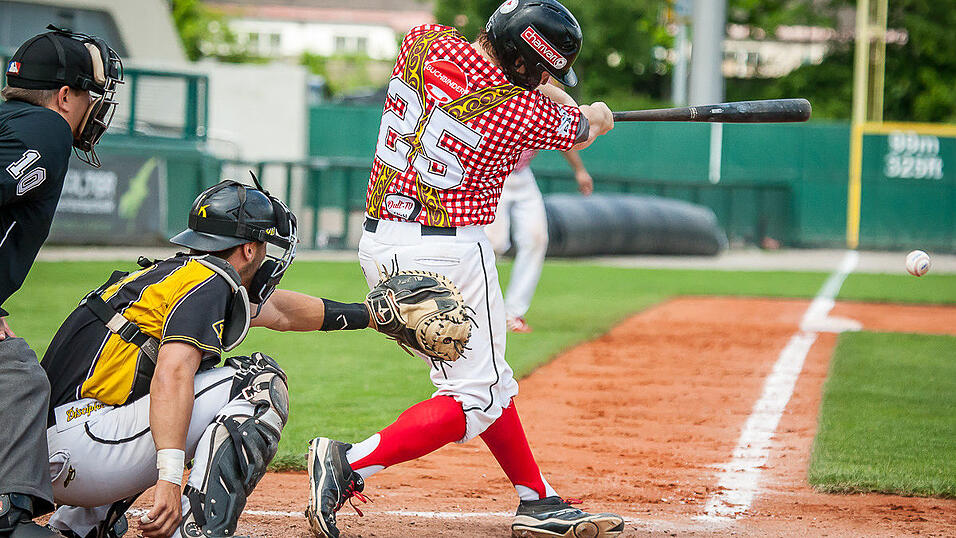 Elias von Gar&szlig;en und seine Buchbinder Legion&auml;re wollen gegen M&uuml;nchen-Haar weiter Druck machen.