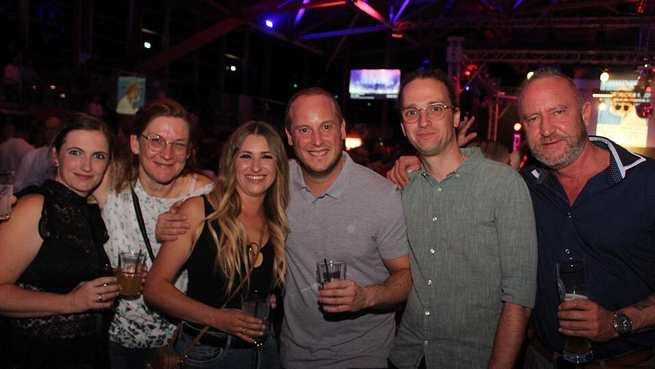 Auf der Eskara &Uuml;30-Party in Essenbach war wieder viel los.