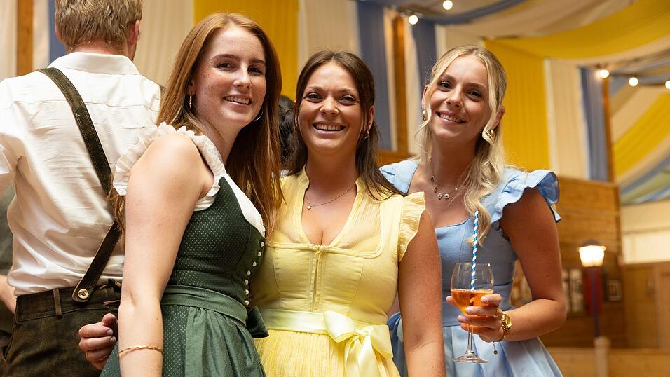 Die Partybilder vom Freitag, 7. August, aus dem Festzelt Reisinger. Die Partybilder vom Freitag, 7. August, aus dem Festzelt Reisinger.