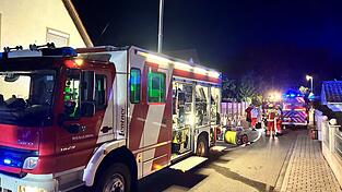 Die Feuerwehren aus Au und Mainburg waren auf alles vorbereitet. Die Feuerwehren aus Au und Mainburg waren auf alles vorbereitet.