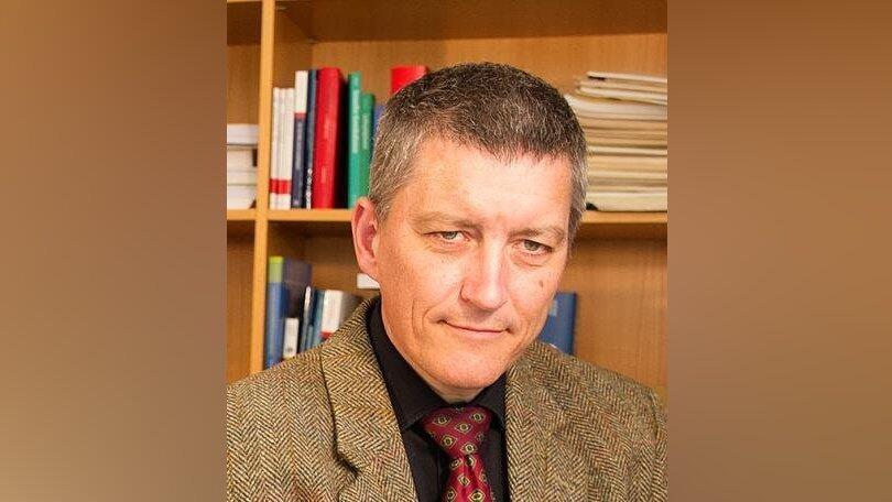 Professor Kolja Schiltz arbeitet an der LMU München, wo er die Klinik für Psychiatrie und Psychotherapie leitet. Professor Kolja Schiltz arbeitet an der LMU München, wo er die Klinik für Psychiatrie und Psychotherapie leitet.