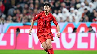 Aleksandar Pavlovic stoppt in wichtigen Fu&szlig;ball-Wochen f&uuml;r den FC Bayern und die Nationalmannschaft ein hartn&auml;ckiger Infekt.