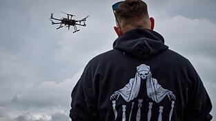 Ferngesteuerte Drohnen spielen in der Ukraine eine wichtige Rolle. (Archivbild)