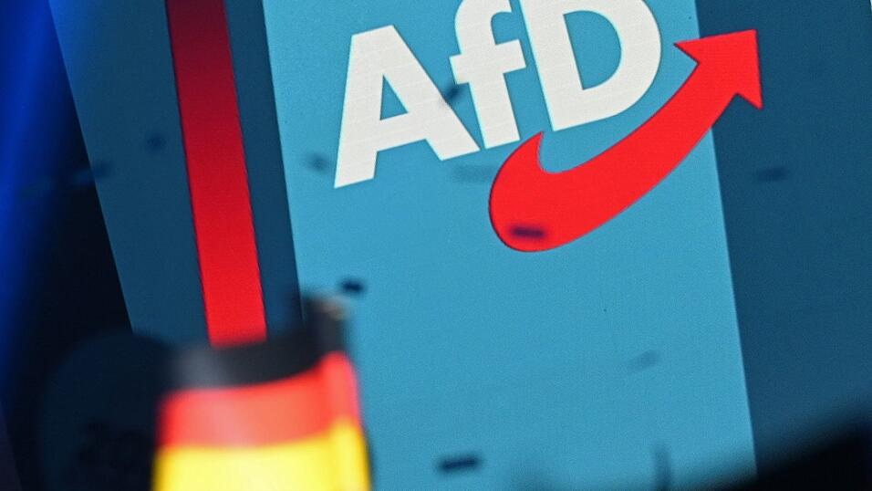 Wie geht es für die AfD nach der Landtagswahl in Sachsen-Anhalt weiter? Das Ergebnis lässt mehrere Deutungen zu. Wie geht es für die AfD nach der Landtagswahl in Sachsen-Anhalt weiter? Das Ergebnis lässt mehrere Deutungen zu.