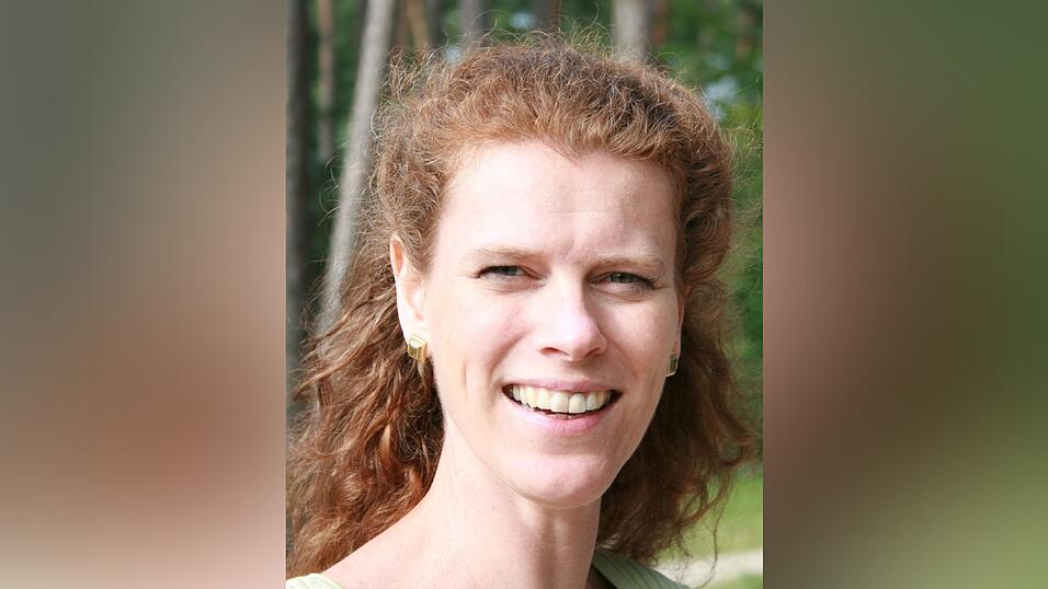 Prof. Dr. Brigitte Kudielka arbeitet am Institut für Psychologie der Universität Regensburg. Sie sagt, dass das Thema Burnout in der Gesellschaft noch stärker enttabuisiert werden müsste. Prof. Dr. Brigitte Kudielka arbeitet am Institut für Psychologie der Universität Regensburg. Sie sagt, dass das Thema Burnout in der Gesellschaft noch stärker enttabuisiert werden müsste.