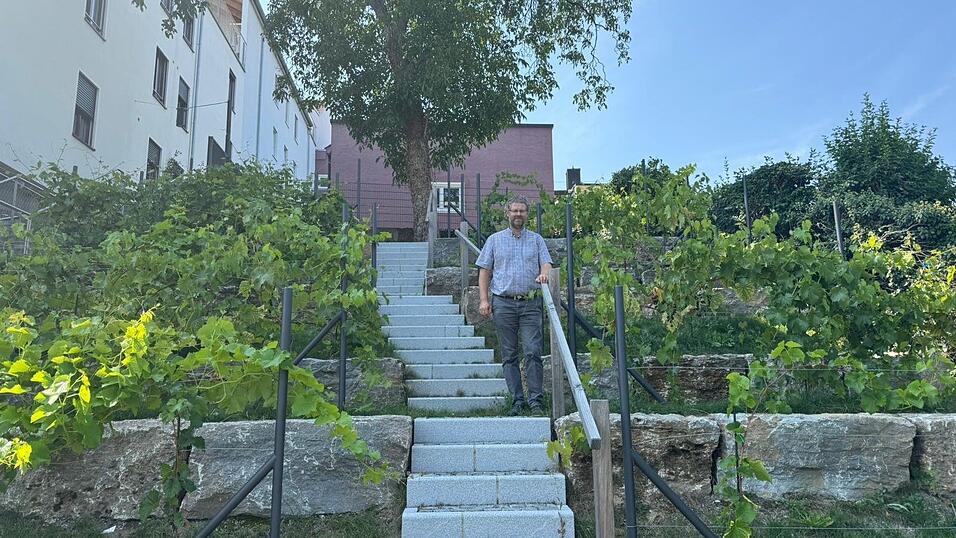 Michael Schmidt-Ramsin f&auml;llt ein positives Fazit &uuml;ber das Projekt Weinberg.