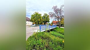 Von den 51 Brückenbauwerken des Marktes Schierling hat die Erneuerung der Brücke an der Bachstraße/Loiblstraße in Schierling 308 500 Euro gekostet. Von den 51 Brückenbauwerken des Marktes Schierling hat die Erneuerung der Brücke an der Bachstraße/Loiblstraße in Schierling 308 500 Euro gekostet.