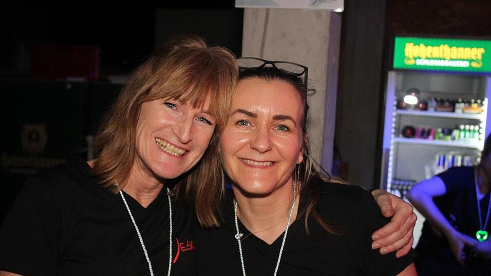 Auf der Eskara &Uuml;30-Party in Essenbach war wieder viel los.