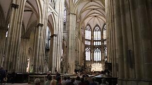Der Regensburger Dom ist ein beliebtes Touristenziel. Der Regensburger Dom ist ein beliebtes Touristenziel.