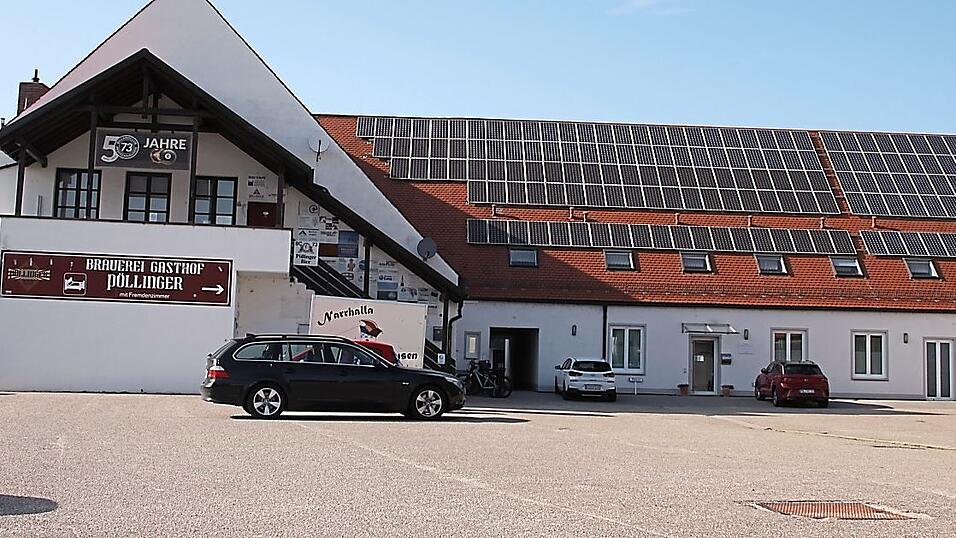 Der Komplex auf dem Pöllingerareal, in dem sich unter anderem der Bürgersaal befindet, wird in ein Bürger- und Medizinzentrum umgestaltet. Die Bestandsnutzung bleibt dabei erhalten.
