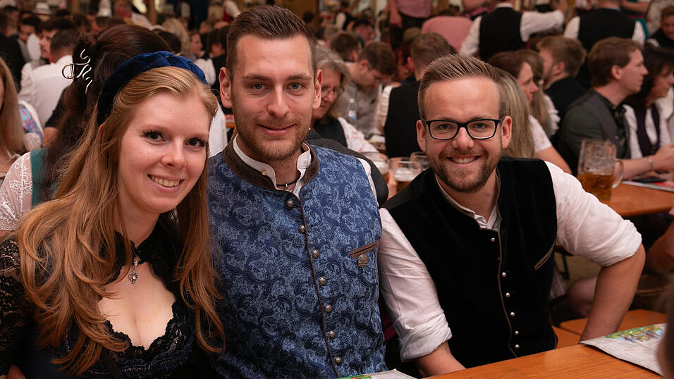 Die Partybilder vom Samstag, 16. August, aus dem Festzelt Greindl. Die Partybilder vom Samstag, 16. August, aus dem Festzelt Greindl.