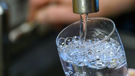 Wegen anhaltender Trockenheit herrscht&nbsp;Wasserknappheit in B&ouml;brach im Kreis Regen. (Symbolbild)