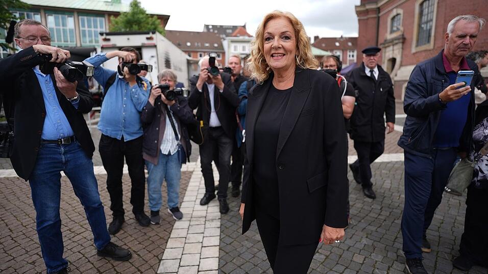 Moderatorin Bettina Tietjen