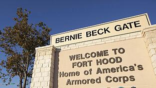 Der damalige Militärpsychiater Nidal Hasans hatte 2009 auf dem Militärstützpunkt Fort Hood in Texas 13 Menschen getötet und 32 weitere verletzt. Der damalige Militärpsychiater Nidal Hasans hatte 2009 auf dem Militärstützpunkt Fort Hood in Texas 13 Menschen getötet und 32 weitere verletzt.