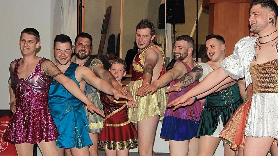 'Ball verkehrt'...und ganz verkehrt. 'Ball verkehrt'...und ganz verkehrt.