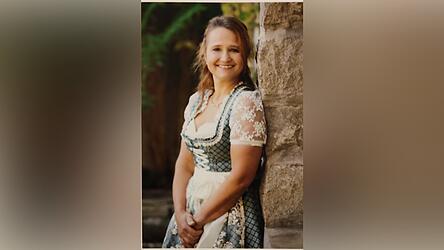 Eva Born stammt eigentlich aus der Oberpfalz. Jetzt lebt sie im Landkreis Straubing-Bogen.