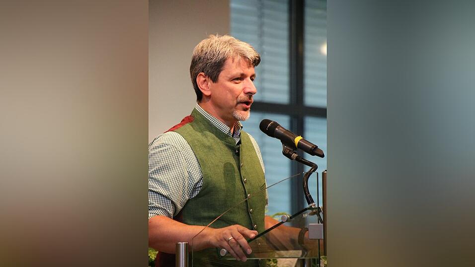 B&uuml;rgermeister Sandro Bauer machte Appetit auf die Ver&auml;nderungen im Festspiel.