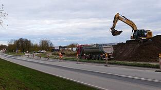Die Umleitung bei der Abfahrt Straubing/Tiergarten bleibt nach aktuellem Stand voraussichtlich bis 6. Dezember bestehen.