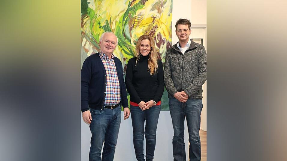 Freuen sich auf die Arbeit in ihrer haus&auml;rztlichen Gemeinschaftspraxis: Dr. Peter Hering, Dr. Stephanie Kassecker und Dr. Matthias Deml (von links).